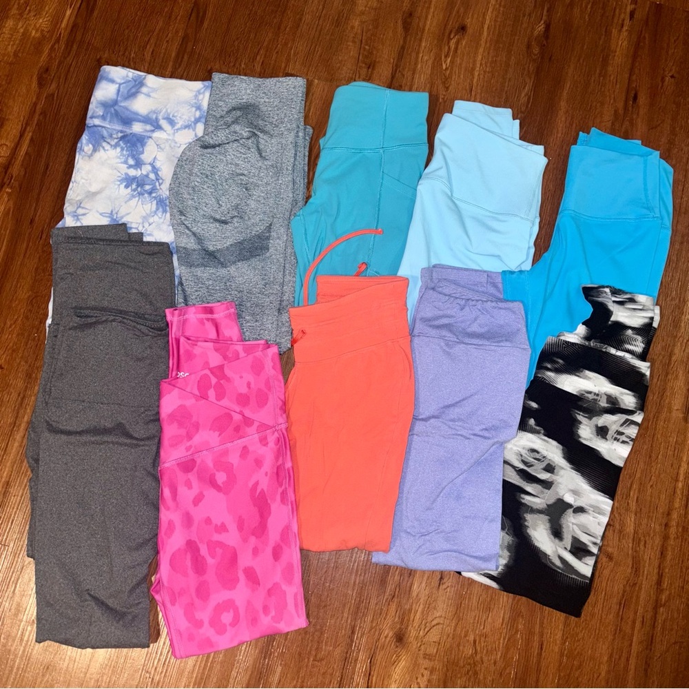 Bundle: 11 leggings (S)